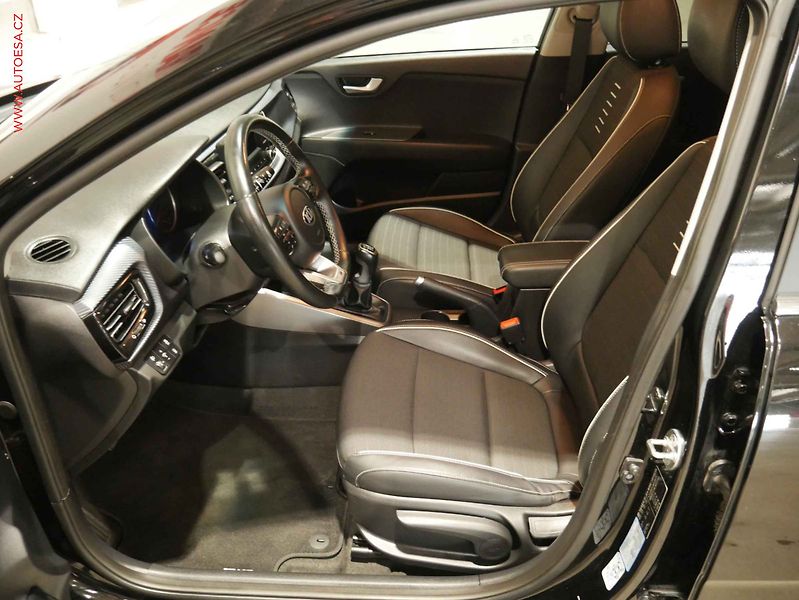 Kia Rio (2020) 1.0 TGDI, ČR, AC, temp - fotka 9 z 18