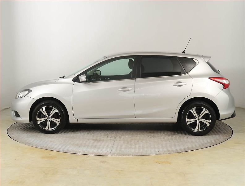 Nissan Pulsar (2015) 1.2 DIG-T, Automat, Serv.kniha - fotka 3 z 23