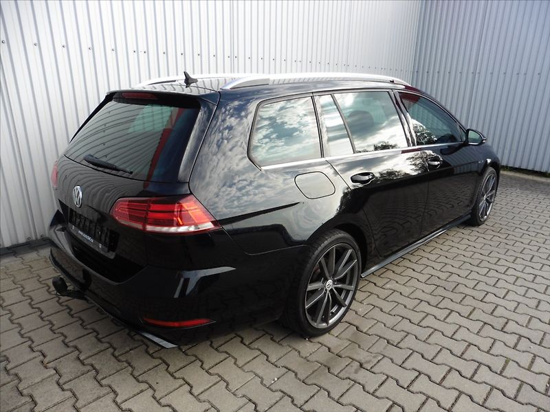 Volkswagen Golf Variant 1.4 TSi R-line,  Navi, - fotka 6 z 13