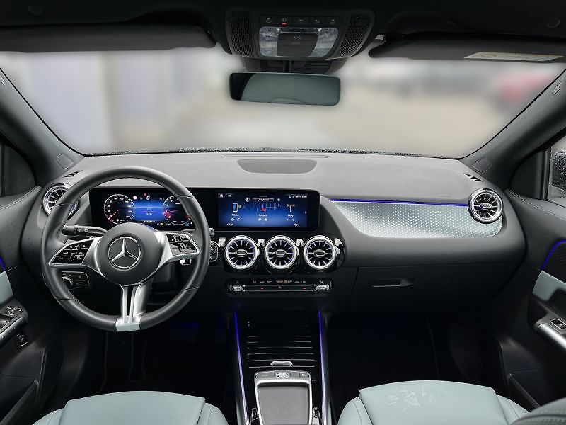 Mercedes-Benz GLA 200 off-road vehicle Progressi - fotka 14 z 21