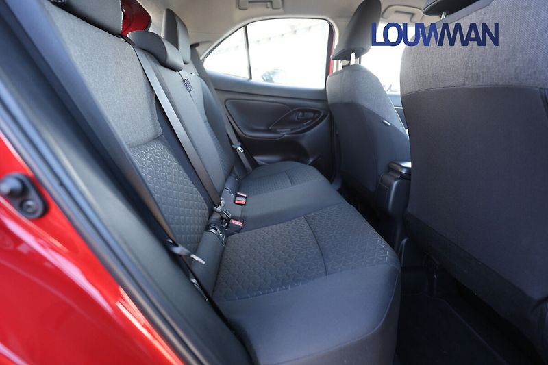 Toyota Yaris Cross COMFORT - fotka 15 z 19