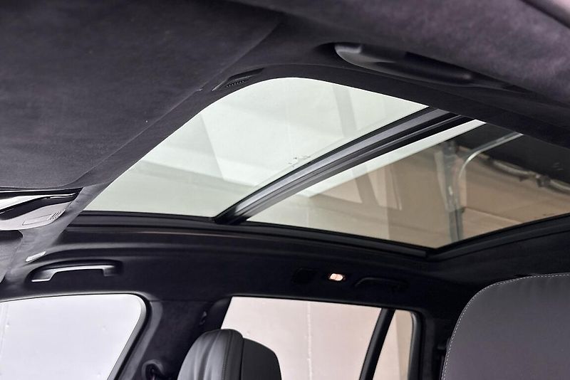 BMW X7 xDrive40d - fotka 17 z 24