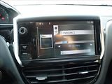 Peugeot 208 1,4 VTi Access 95k MAN5  Lucif - náhled 32
