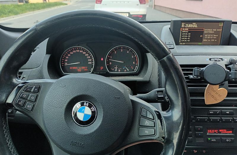 BMW X3 (2006) 3,0 SD 210kW - fotka 5 z 8
