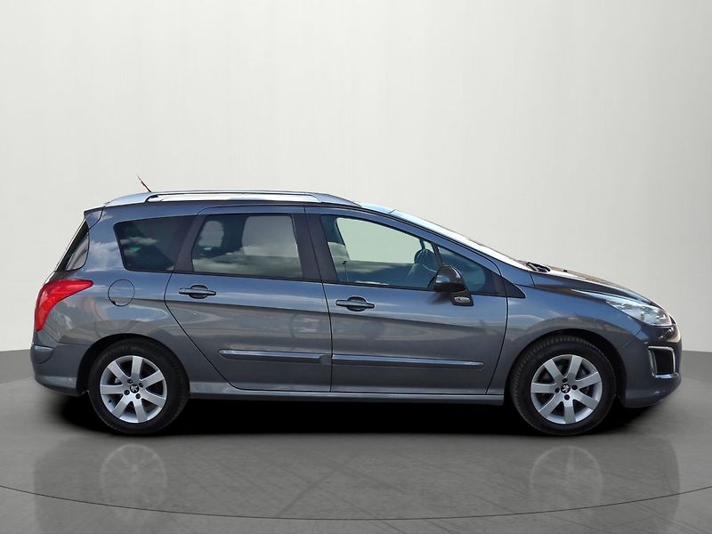 Peugeot 308 SW 1.6VTi 88kW AutoAC Serviska - fotka 5 z 33