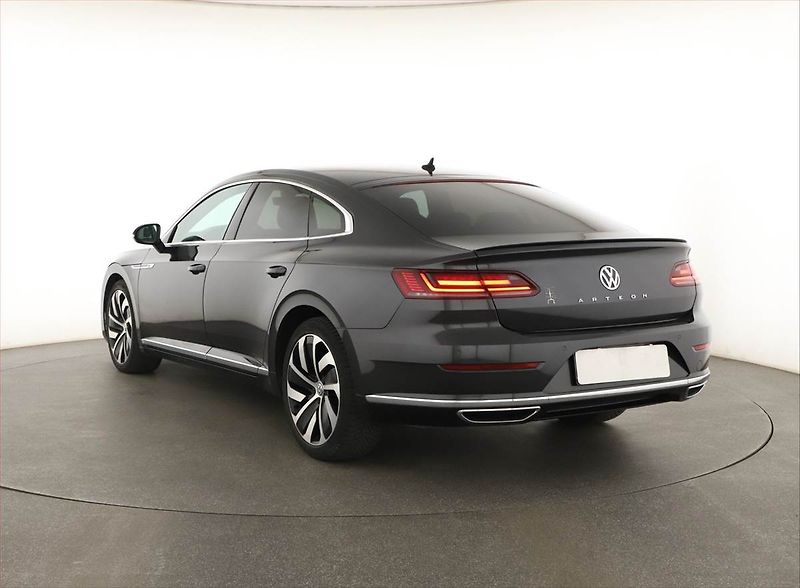 Volkswagen Arteon (2019) R-line 2.0 TDI - fotka 4 z 20