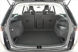 Škoda Karoq (2019) 1.6 TDI, Automat, Navi - náhled 17
