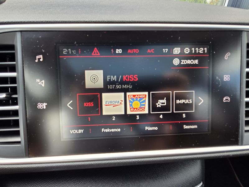 Peugeot 308 (2018) SW 2.0BHDi 180 GT EAT8 - fotka 20 z 38