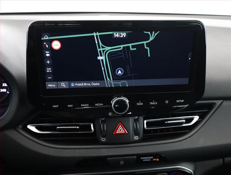 Hyundai i30 (2022) 1.5 T-GDI MHEV, Serv.kniha - fotka 15 z 19