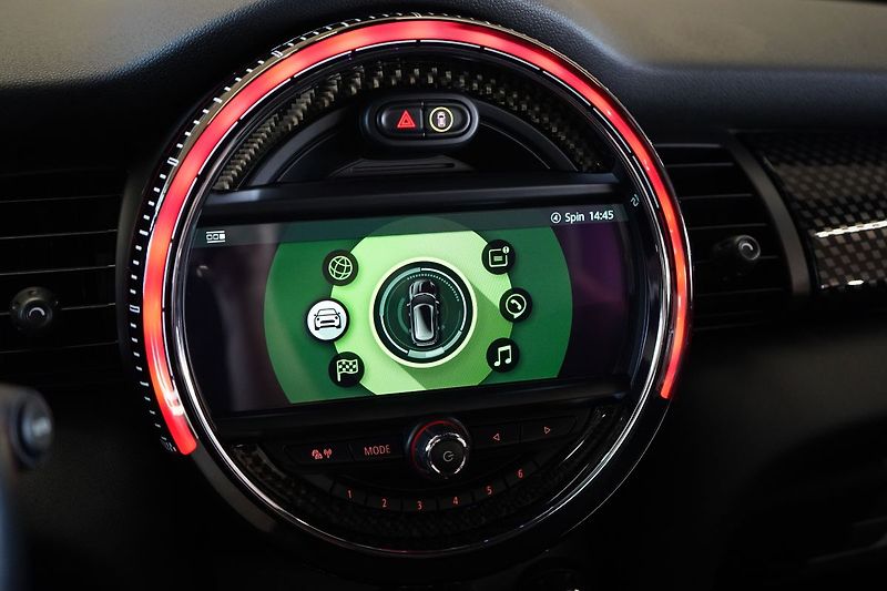 Mini Cooper JCW Cabrio, ACC, H/K, HUD - fotka 26 z 43