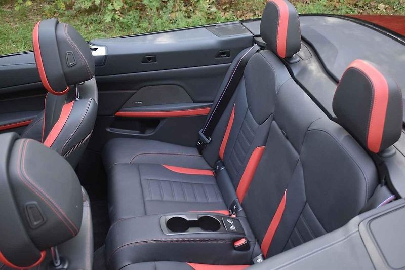 Čtyřmístný kabriolet BMW vychází z řady 3