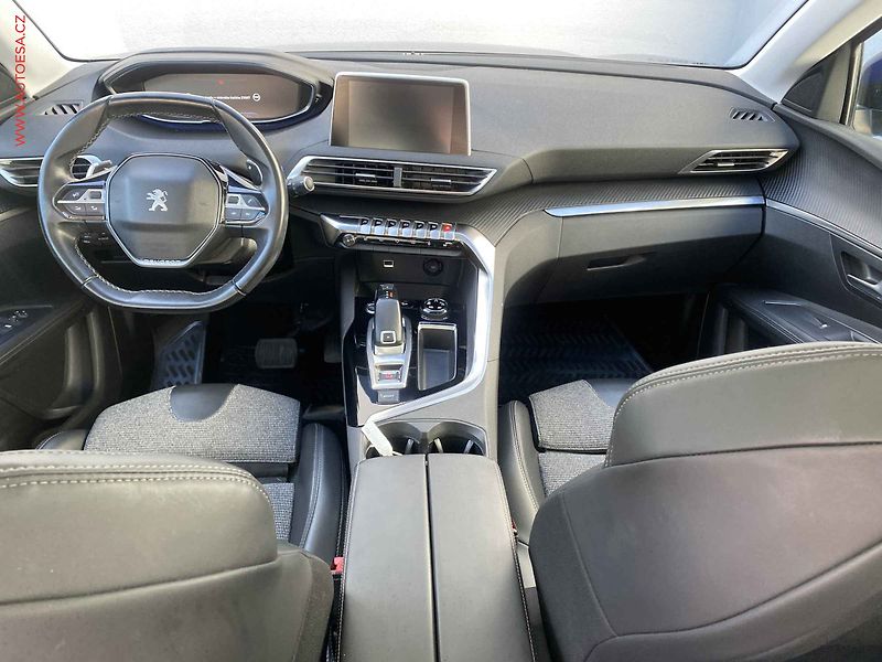 Peugeot 3008 (2017) 1.2 PT, Allure, AT, TZ - fotka 8 z 19