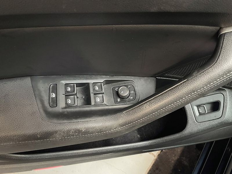 Volkswagen Passat (2017) 2.0TDI,140kW,DSG,HIGHLINE,DPH, - fotka 32 z 41