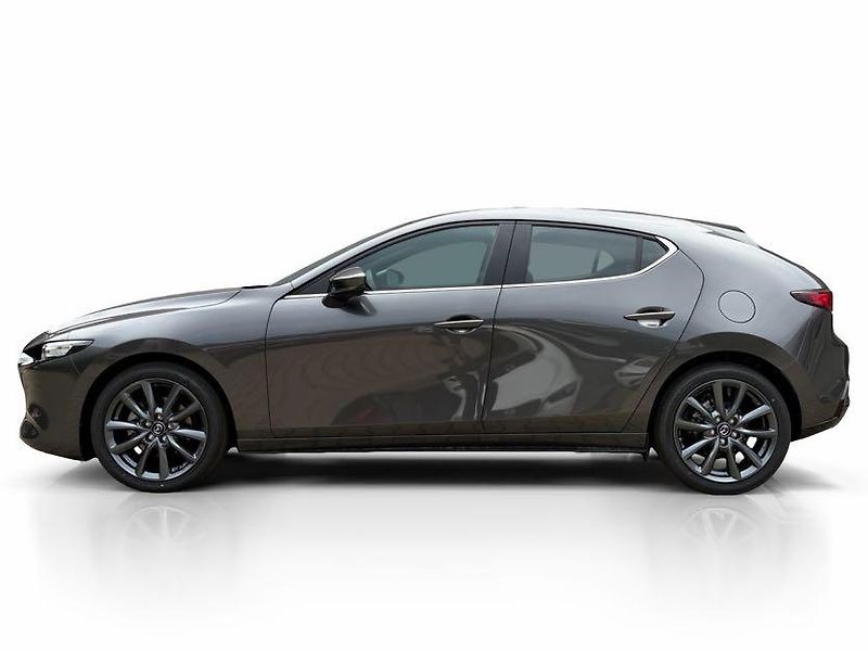 Mazda 3 (2026) G140/6AT/FWD/CENTRE LINE - fotka 2 z 16
