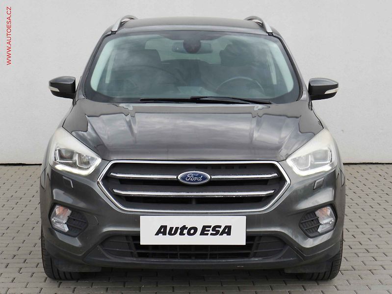 Ford Kuga (2017) 1.5TDCi, ČR, Navi, xenon - fotka 2 z 23
