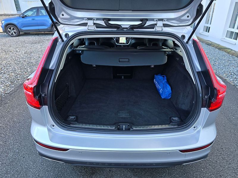 Volvo V60 184kW B5 4x4 CROSS COUNTRY - fotka 45 z 50