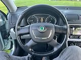 Škoda Octavia 1.6TDI 77KW,DIGIKLIMA,WEBASTO - náhled 36