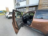 Toyota Yaris Cross 1.5 HSD 4x4 Executive Tech VIP - náhled 12