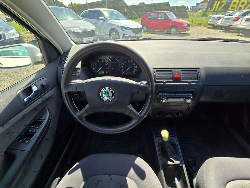 Škoda Fabia (2002) 1.4 i 55kw Elegance - fotka 14 z 22