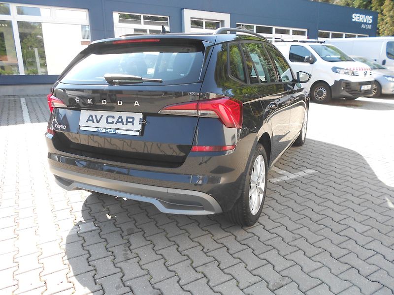 Škoda Kamiq 1,0TSi 85kW ČR 1.maj - fotka 9 z 14