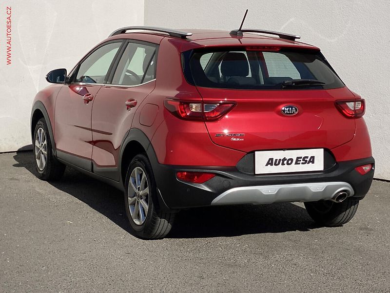 Kia Stonic (2018) 1.4 CVVT, 2.maj,ČR, Navi - fotka 6 z 19