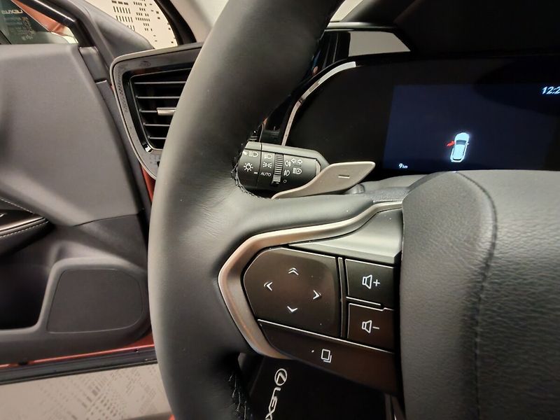 Lexus NX 450h plus 450h+ PRESTIGE Plug-in Hybrid - fotka 15 z 41