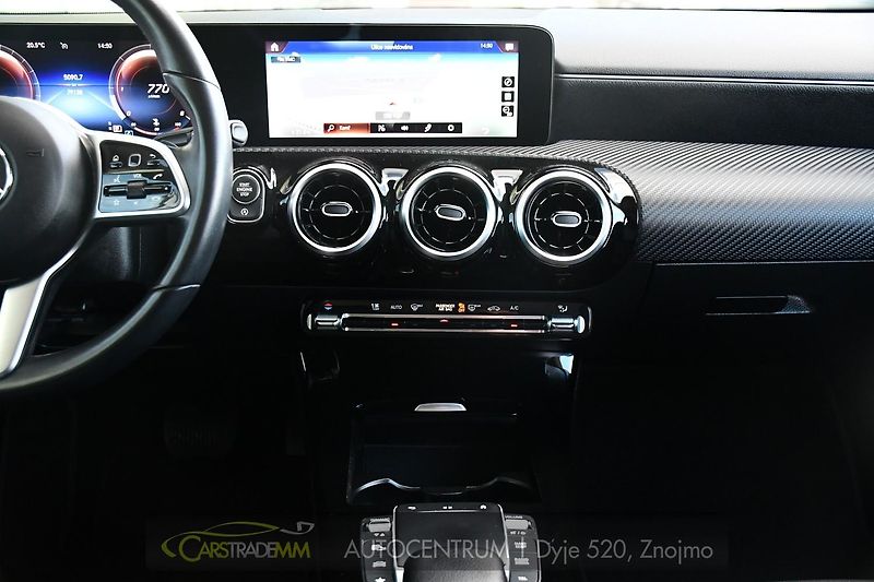 Mercedes-Benz CLA 200d LED A/T NAVI KAMERA - fotka 23 z 54