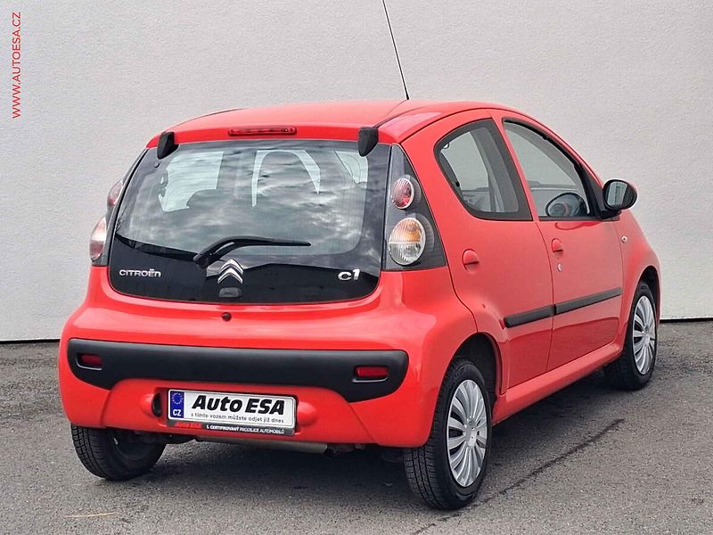 Citroën C1 (2014) 1.0i, 2.maj,ČR, servis.kniha - fotka 4 z 14