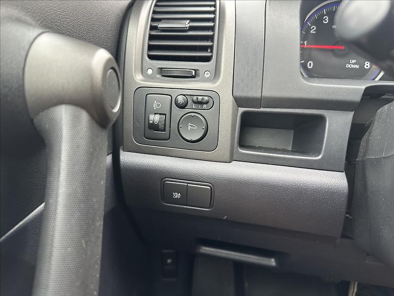 Honda CR-V 2,0 4x4 TOP TAŽNÉ - fotka 20 z 24