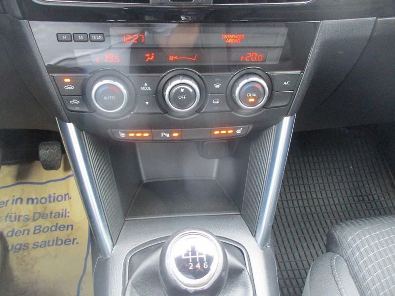 Mazda CX-5 2.0i 121kW*NAVI*VÝHŘEV*TAŽNÉ Z - fotka 19 z 50