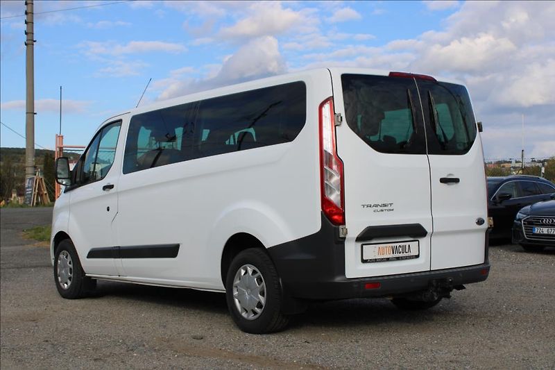 Ford Transit Custom 2,2 TDCi  9 - míst, DPH, KLIMA - fotka 7 z 31