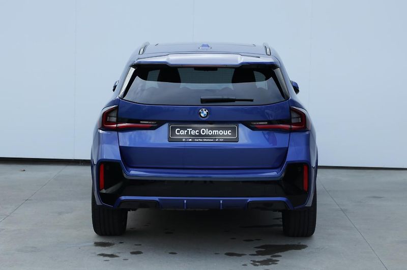 BMW X1 xDrive23d - fotka 6 z 8