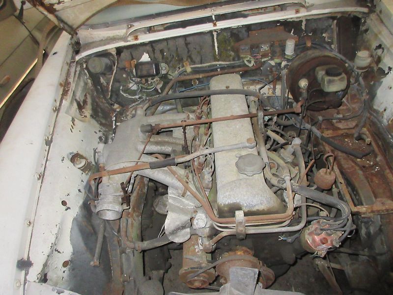 Mercedes-Benz 220 (1964) kupé - fotka 13 z 15