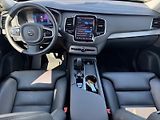 Volvo XC90 (2024) PLUS BRIGHT B5 173kW TAŽNÉ AWD - náhled 9