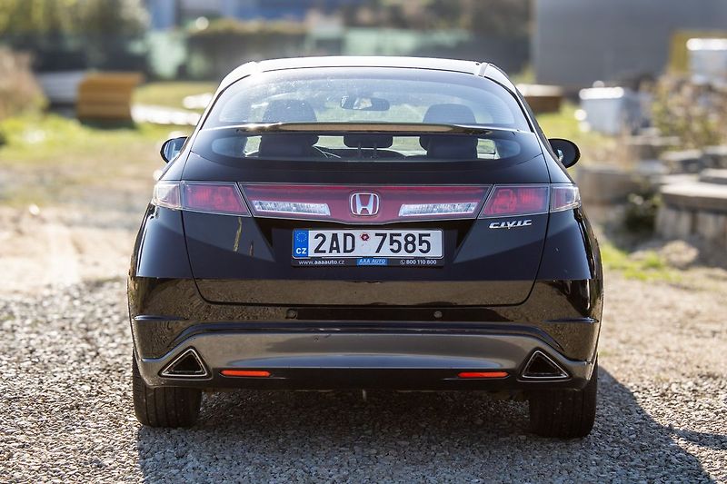 Honda Civic - fotka 5 z 34