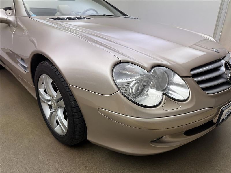Mercedes-Benz SL 5,0 500 V8 225kW AT KŮŽE - fotka 43 z 48