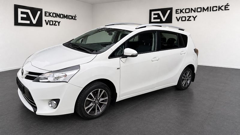 Toyota Verso (2014) 2.0DID,ČR,7 MÍST,2 MAJITEL - fotka 4 z 32