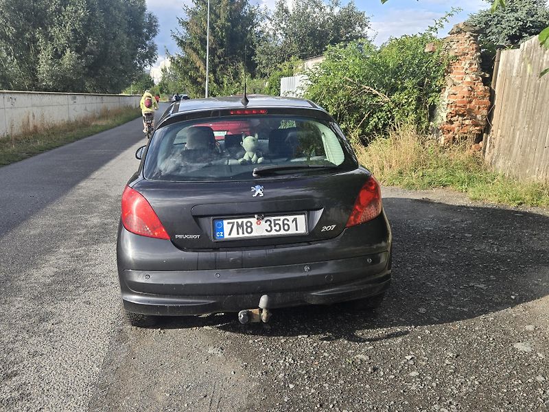 Peugeot 207 (2007) Peugeot 207 1.6 HDI  80KW RV 2 - fotka 9 z 26