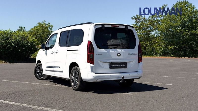 Toyota ProAce City Verso AT FAMILY 7S L2 - fotka 23 z 24