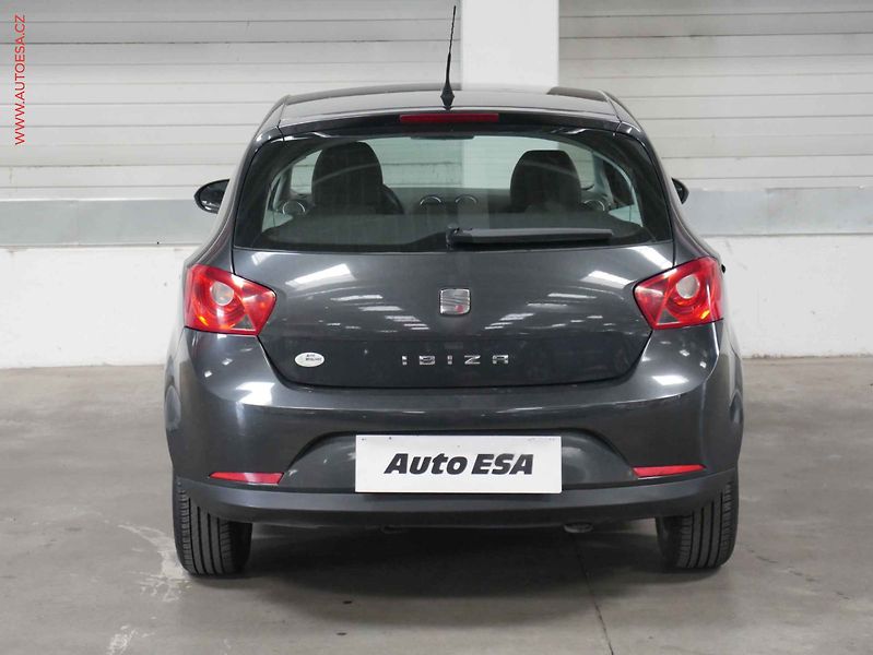 Seat Ibiza (2009) 1.2i, 1.maj,ČR, servis.kniha - fotka 5 z 15
