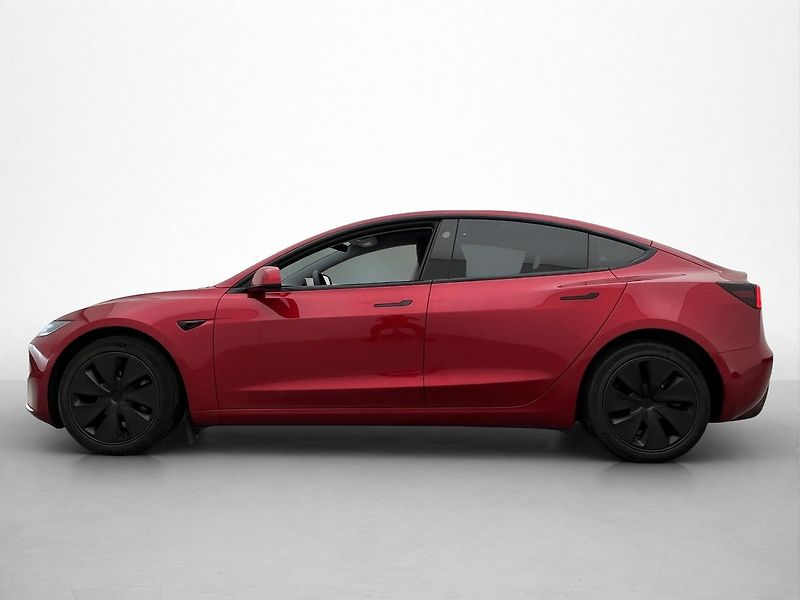 Tesla Model 3 Long Range AWD Highland - fotka 4 z 35
