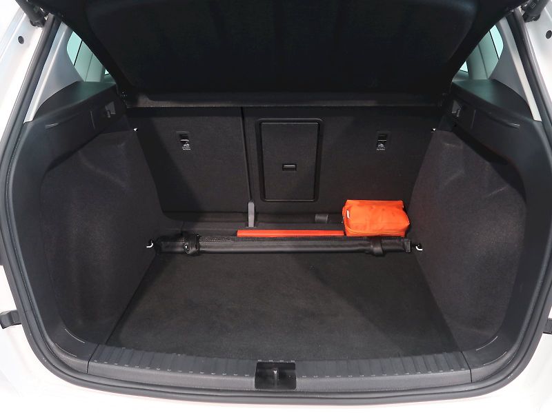 Seat Ateca (2022) 2.0TDI 110KW TAŽNÉ NAVI - fotka 39 z 40