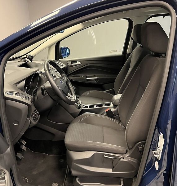 Ford Grand C-MAX 1.5 Ecoboost Trend Plus - fotka 7 z 15