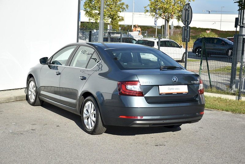 Škoda Octavia (2018) Style 1.0 TSi DSG - fotka 11 z 33