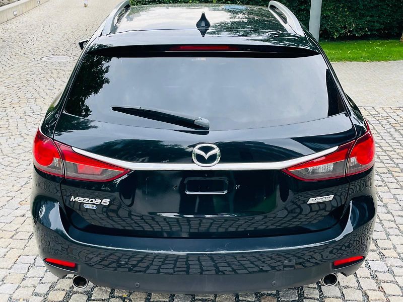 Mazda 6 2.0i MANUÁL SENZORY SERVISKA - fotka 14 z 45