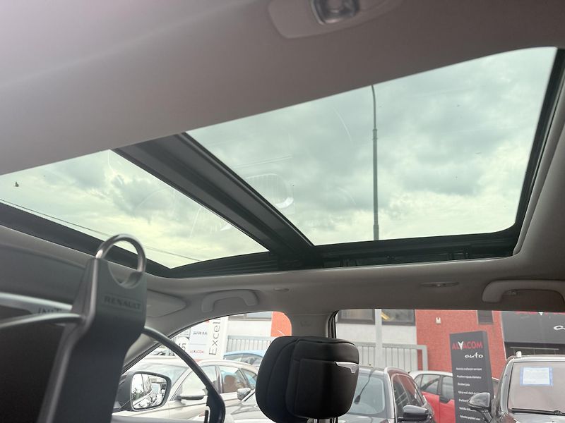 Renault Koleos (2017) 2.0 dCi 4x4 Initiale Paris  - fotka 33 z 39