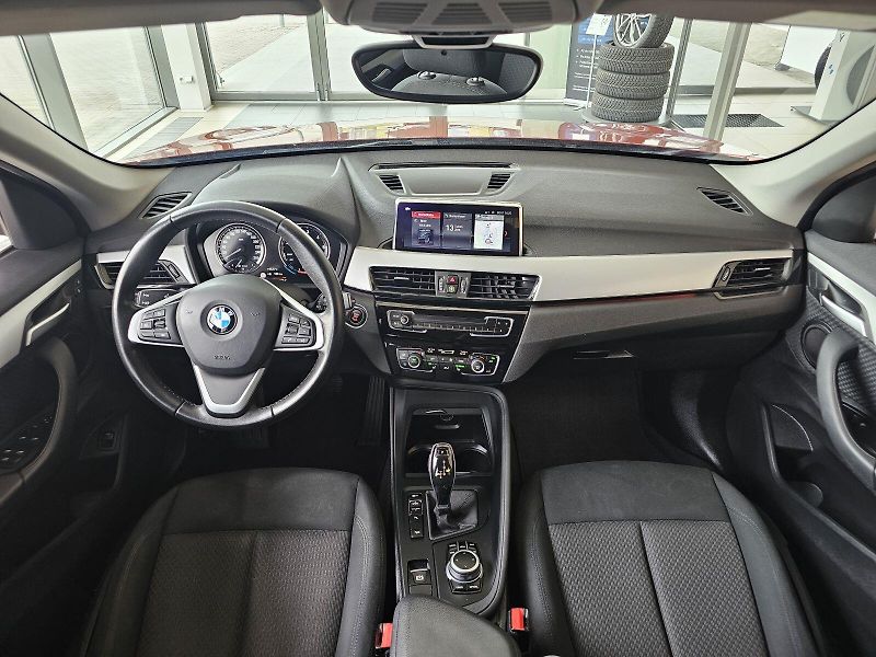 BMW X1 xDrive18d - fotka 16 z 28