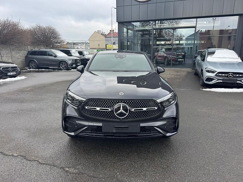 Mercedes-Benz GLC (2026) 220 d 4MATIC kupé - fotka 2 z 26