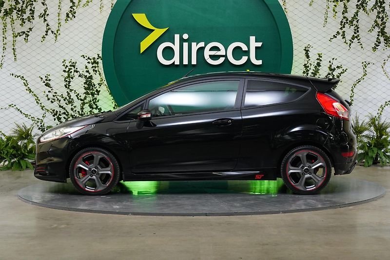 Ford Fiesta - fotka 3 z 22