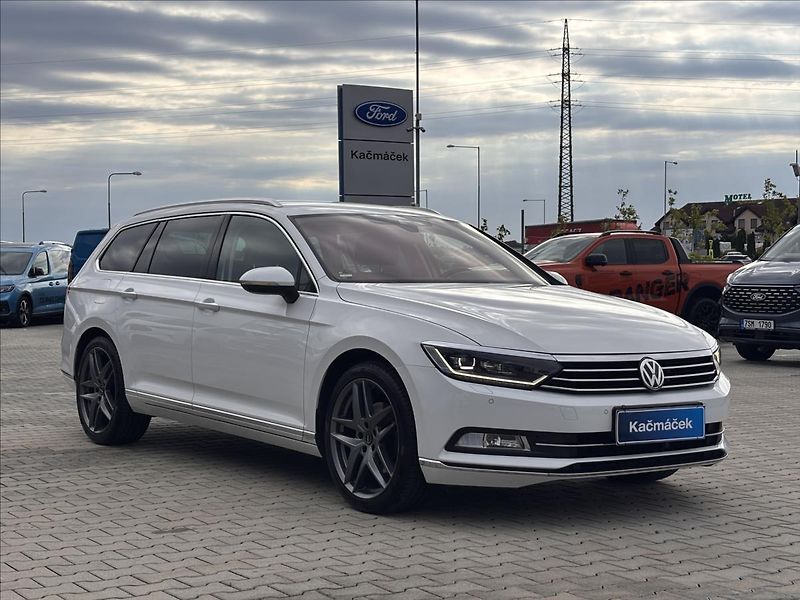 Volkswagen Passat 2,0 TDI 110kW BMT Highline - fotka 7 z 33